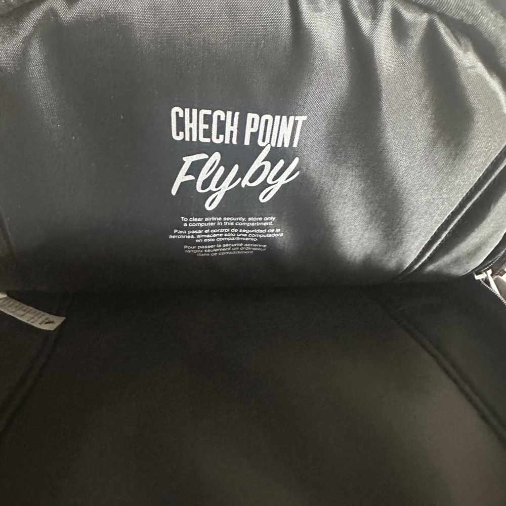 High Sierra 17" Laptop Backpack – TSA-Friendly, Black, Like New - Picture 8 of 14